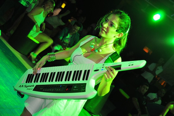 Saturday Night Fever At Edde Sands
